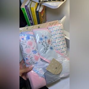 Floral and Polka Dot Hooded Towels (3)